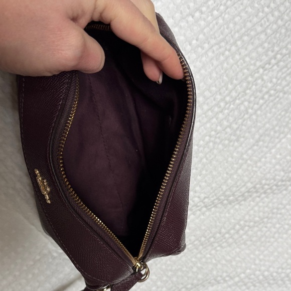 Coach Dark Burgundy Leather Crossbody Bag - Picture 3 of 5